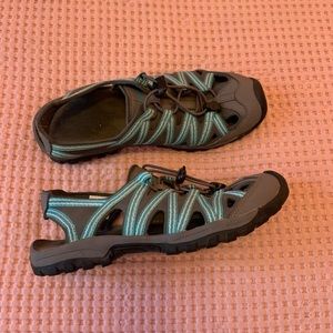 Northside athletic sandals women’s size 8